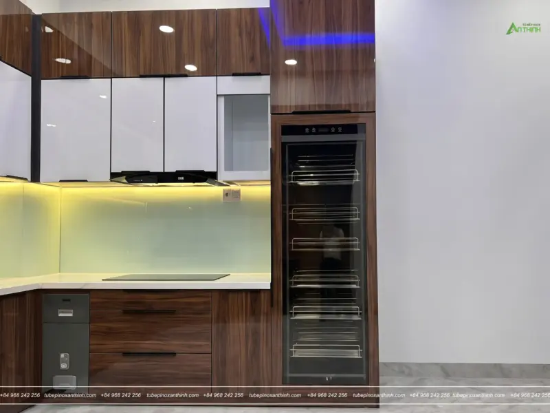 Chi tiết tủ rượu và hệ cánh mix Anh Kim ở Hàng Gai, Hà Nội