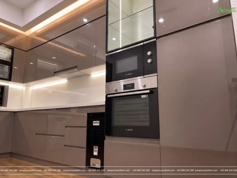 Cột thiết bị cao cấp gia đình anh Phúc tại Mê Linh, Hà Nội
