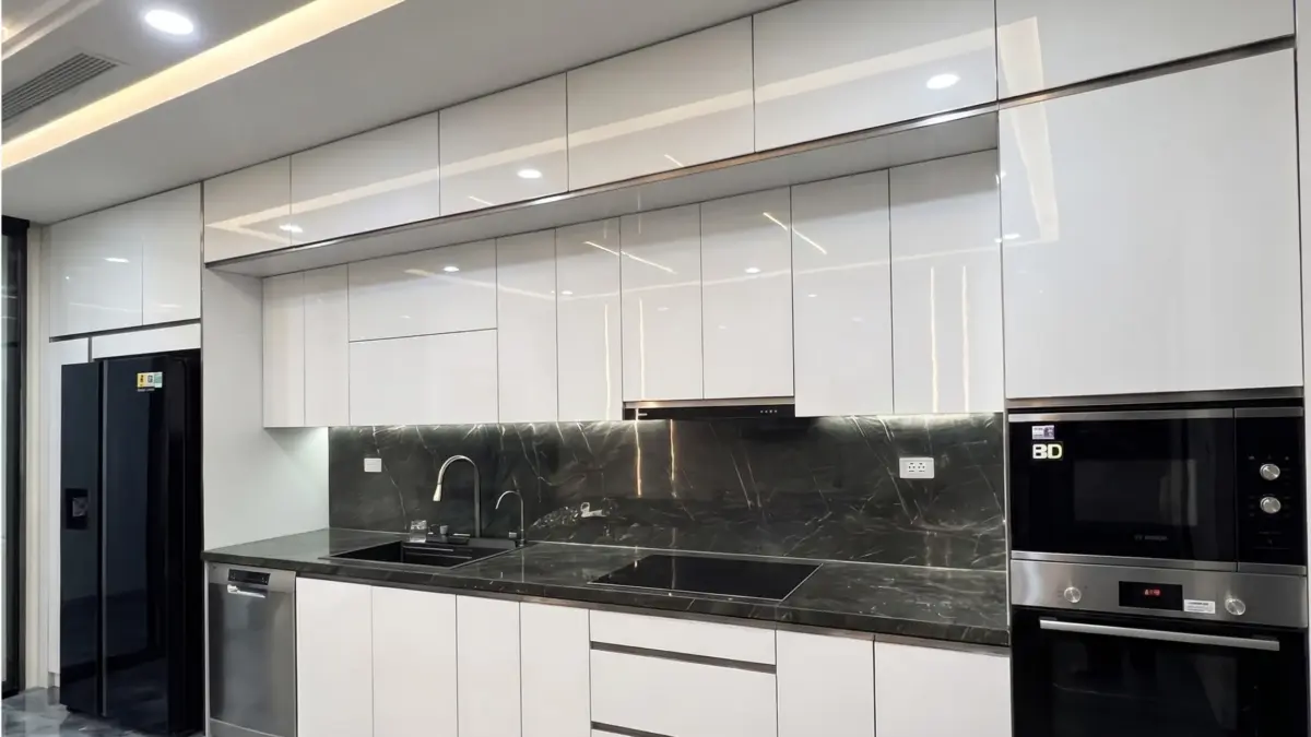 Góc nghiêng tủ bếp Inox 304 Acrylic nhà anh Dương tại Gia Lâm, Hà Nội