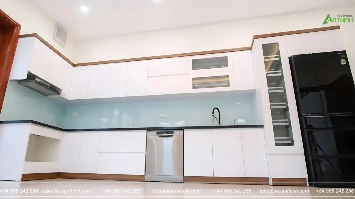 Góc toàn cảnh từ phía trái tủ bếp Gia Đình Anh Tú Tại Ứng Hòa, Hà Nội
