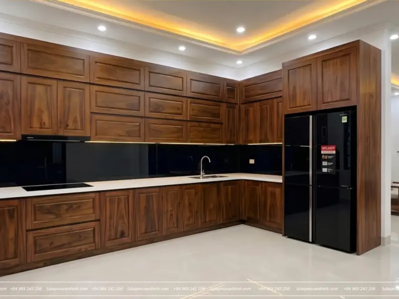 Không gian mở của gia đình chú Bảo tại Từ Sơn Bắc Ninh hệ tủ chữ L gỗ óc chó