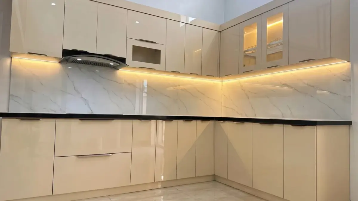 Toàn cảnh bếp gia đình Chị Thảo tại Thanh Trì Hà Nội thiết kế hiện đại tinh tế