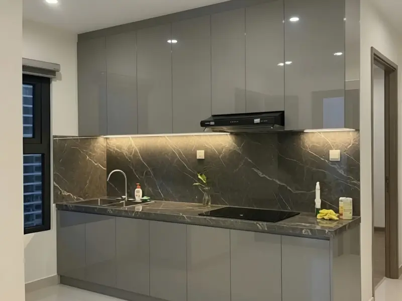 Thiết kế mẫu tủ bếp Inox 304 cánh Acrylic bóng gương cho chị Quỳnh tại Thạch Bàn, Long Biên