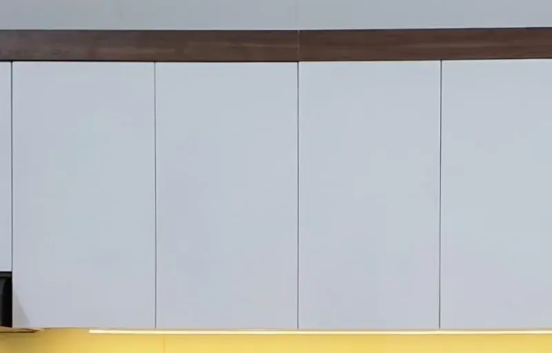 Tủ bếp trên cánh gỗ nhựa chống nước phủ Melamine màu trắng